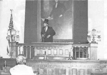 Abe addressing the Senate Chamber
