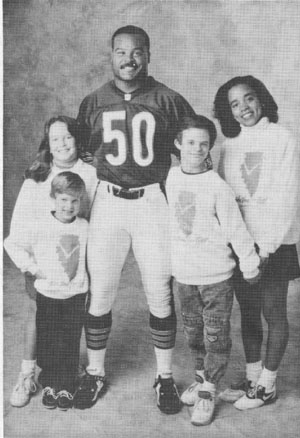 Mike Singletary with kids