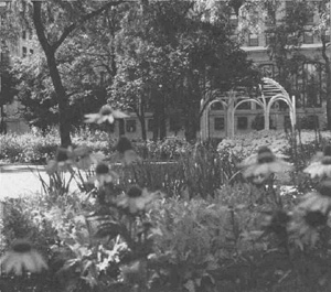 Paul and Gabriella Rosenbaum Garden of Chicago